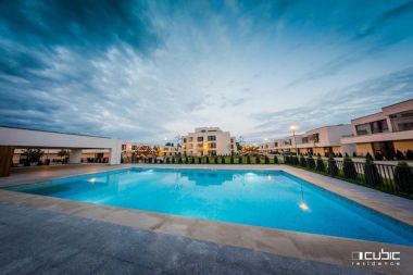 Cubic Residence: Cubic Residence este un Dezvoltator Imobiliar ce ofera spre vanzare Case si Apartamente Noi in complexele rezidentale din jurul oraselor Bucuresti si Ilfov.